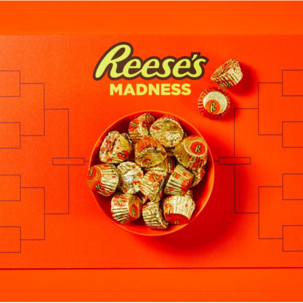Product image of REESE'S, Miniatures Milk Chocolate Peanut Butter Cups Candy, Individually Wrapped, 10.5 oz, Share Bag